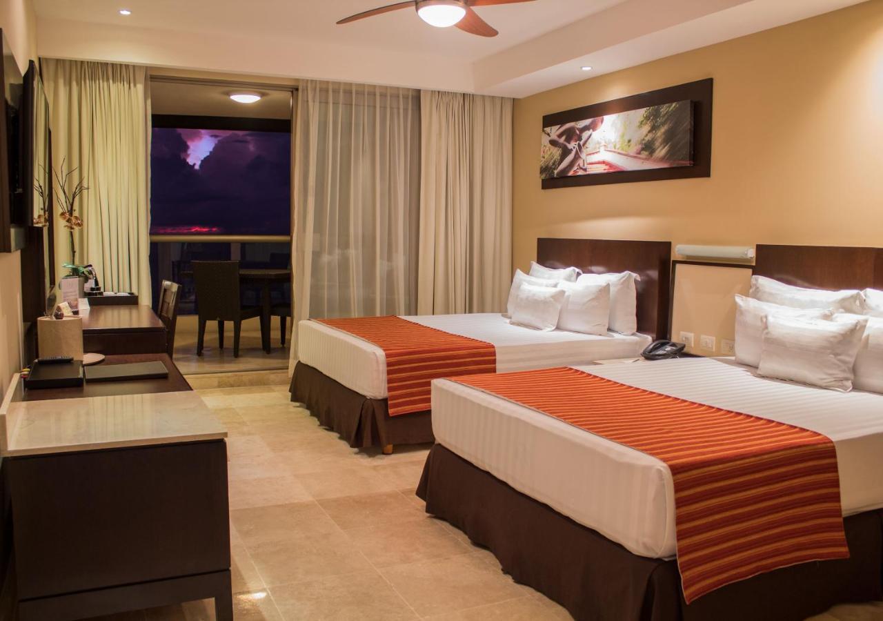 Sunset Plaza Beach Resort Puerto Vallarta All Inclusive Екстер'єр фото