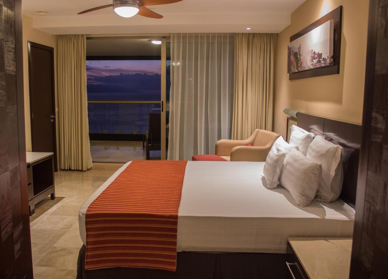 Sunset Plaza Beach Resort Puerto Vallarta All Inclusive Екстер'єр фото